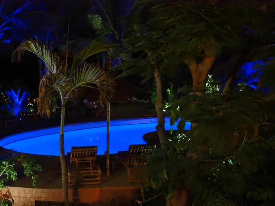 סומון Auberge Keurmariguen מראה חיצוני תמונה